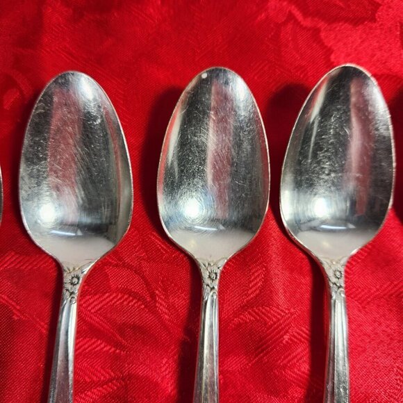Vintage 1881 Rogers Oneida Lilac Time Oval Tablepoon Set of 6 Silverplate - Picture 10 of 14